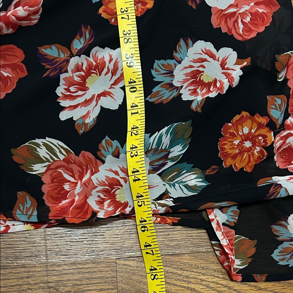 ASTR The Label Marissa Floral Witchy Handkerchief Hem Flowy Boho Dress - Picture 14 of 16